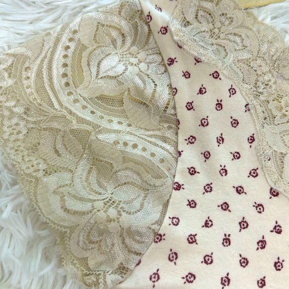 Chevignon Girl Floral Top with Lace Trim - Picture 6 of 7